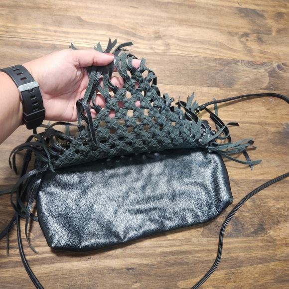 The Sak Filmore Leather 3 in 1 Black Clutch Shoulder Crossbody Woven With Fringe - Picture 5 of 13